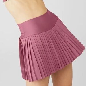 ALO yoga grand slam tennis skirt - NWT Size small